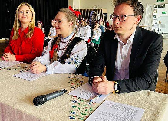 Grafika 2: Gminne eliminacje 54. Konkursu Recytatorskiego Literatury Kaszubskiej „Rodnô Mòwa”