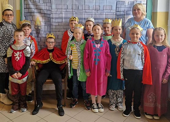 Grafika 2: Dzień z Królem Bolesławem Chrobrym