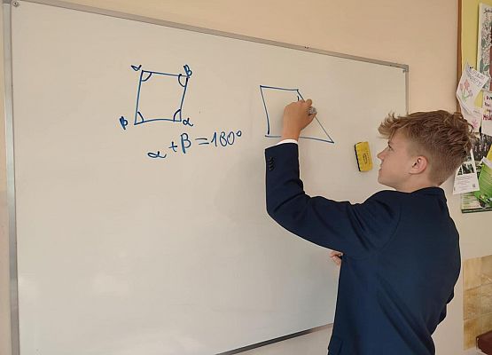 Grafika 13: Dzień drugi egzaminów kl. VIII - matematyka