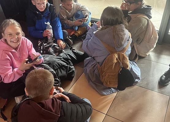 Grafika 9: Wyprawa klas V do Malborka