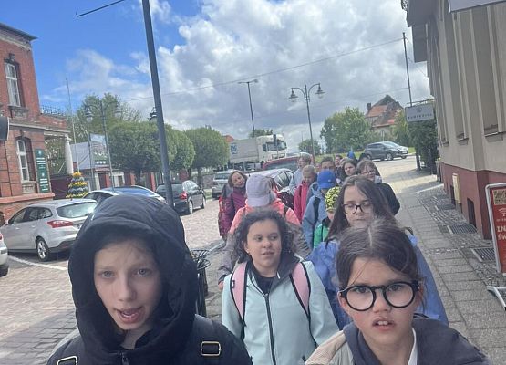 Grafika 21: Wyprawa klas V do Malborka