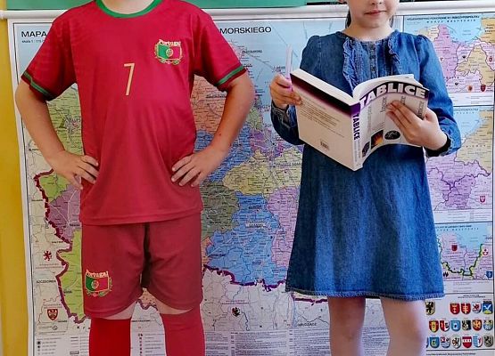 Grafika 8: Dzień Historii w naszej szkole! 