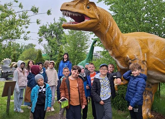 Grafika 6: IIIA w Lemur Parku w Rumi