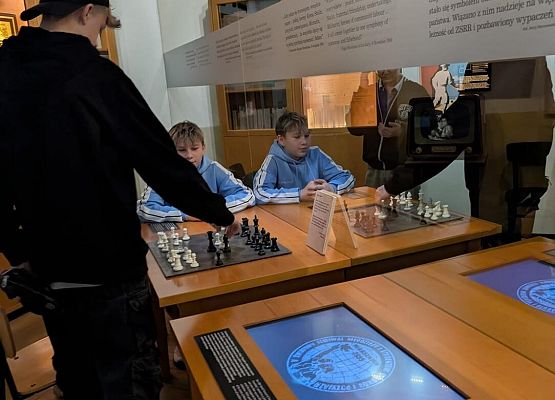 Grafika 20: Nasi uczniowie na projektowej wycieczce do Warszawy