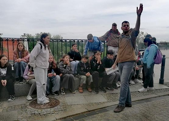 Grafika 23: Nasi uczniowie na projektowej wycieczce do Warszawy