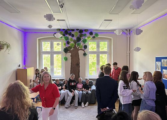 Grafika 27: Uroczyste otwarcie sali Samorządu Uczniowskiego