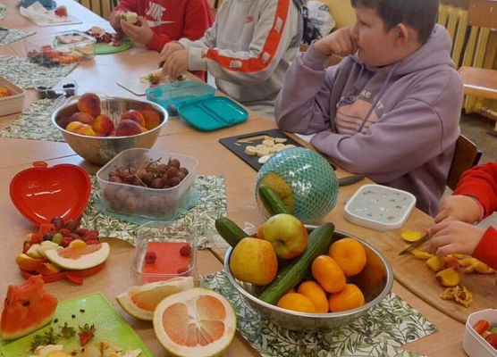 Grafika 7: Klasa VA uczestniczy w programie "Trzymaj Formę”