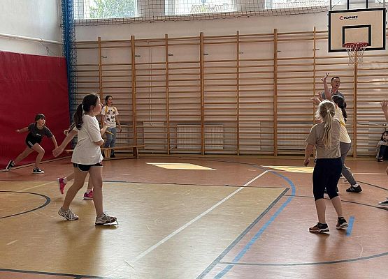 Grafika 72: Dzień Patrona i Dzień Dziecka w naszej szkole!