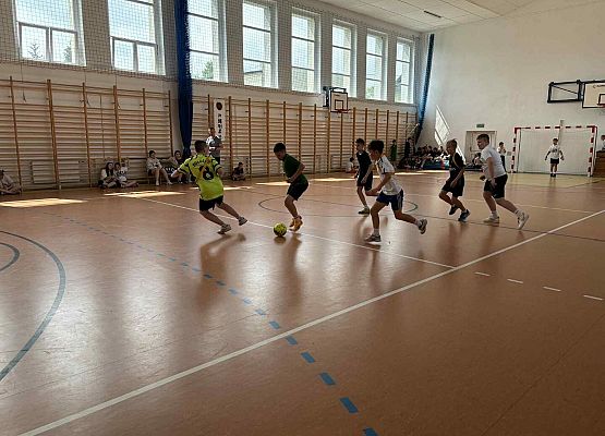 Grafika 77: Dzień Patrona i Dzień Dziecka w naszej szkole!