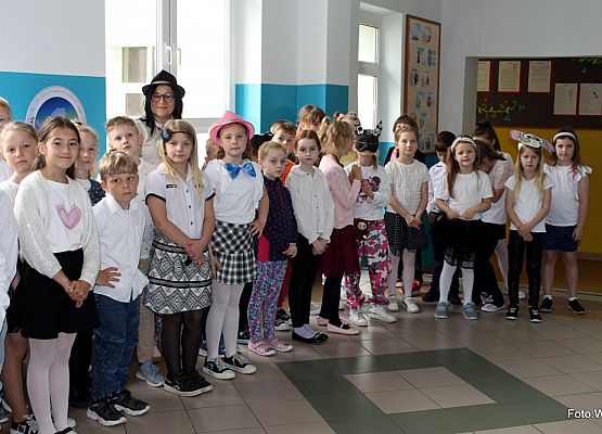 Grafika 1: Dzień Patrona i Dzień Dziecka w naszej szkole!