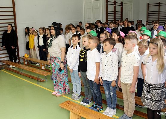 Grafika 8: Dzień Patrona i Dzień Dziecka w naszej szkole!