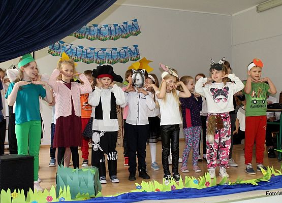 Grafika 67: Dzień Patrona i Dzień Dziecka w naszej szkole!