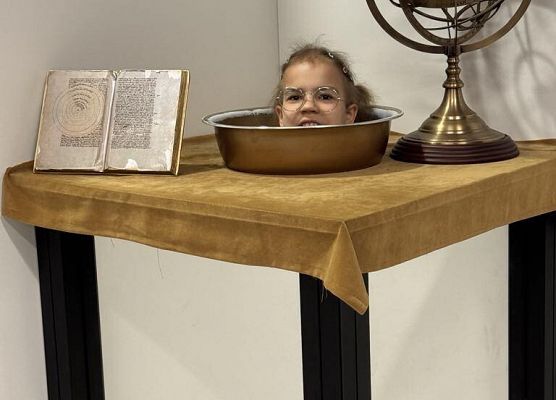 Grafika 15: Klasy czwarte na wycieczce do Torunia