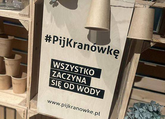 Grafika 33: Wycieczka klasy VIIIa do Wrocławia – miasta spotkań, krasnali i mostów 