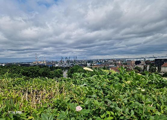 Grafika 2: Wycieczka klas I-III do Gdańska i Centrum Hewelianum