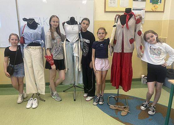 Grafika 2: Wieczór filmowy, makijaż i  liczenie kalorii