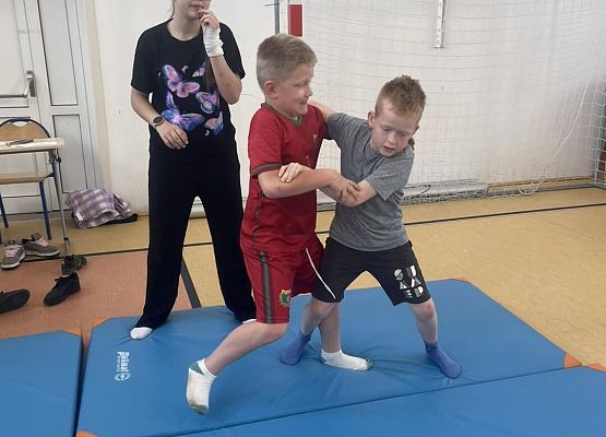 Grafika 11: Bijemy szkolny rekord w spalaniu kalorii! - 13 czerwca 2025