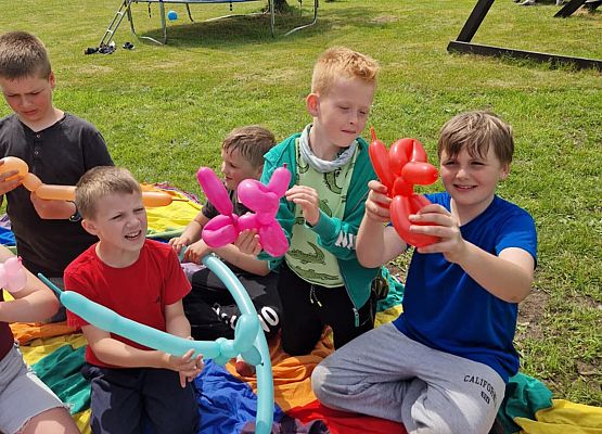 Grafika 4: Kreatywne zabawy w plenerze - zajęcia klasy IIB