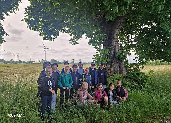 Grafika 12: Kreatywne zabawy w plenerze - zajęcia klasy IIB