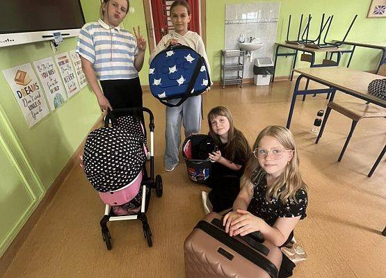 Grafika 2: Dzień bez plecaka w SP Wicko