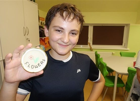 Grafika 8: Nocka w szkole i bibliotece z klasą VIIB