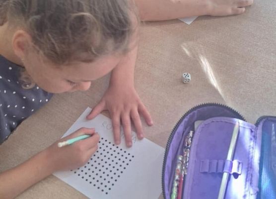 Grafika 18: 15 września 2025 - obchody Dnia Kropki w naszej szkole