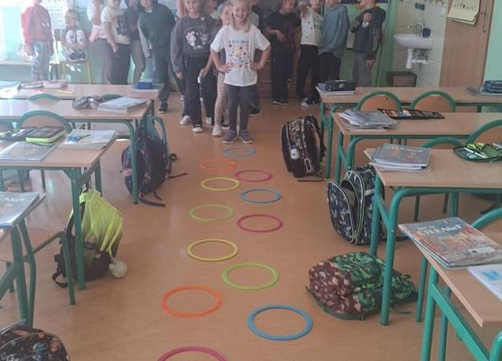 Grafika 20: 15 września 2025 - obchody Dnia Kropki w naszej szkole