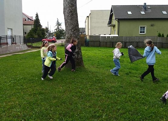 Grafika 9: Klasy najmłodsze w akcji sprzątania świata