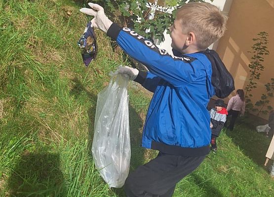 Grafika 26: Klasy najmłodsze w akcji sprzątania świata