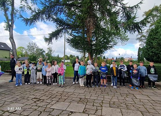 Grafika 28: Klasy najmłodsze w akcji sprzątania świata