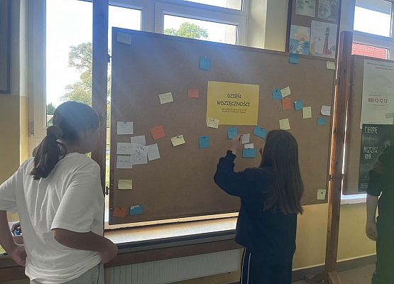 Grafika 1: Dziś obchodziliśmy Dzień Wdzięczności 