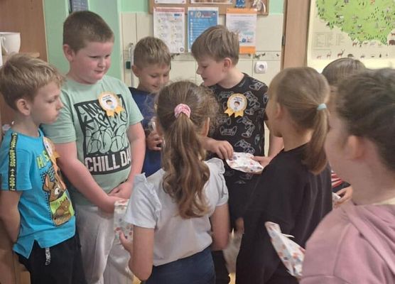 Grafika 11: Życzenia z okazji Dnia Chłopaka