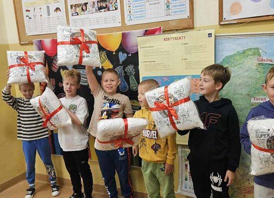 Grafika 1: Życzenia z okazji Dnia Chłopaka