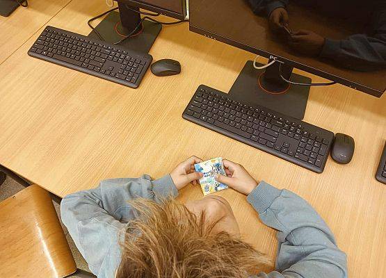 Grafika 12: Życzenia z okazji Dnia Chłopaka