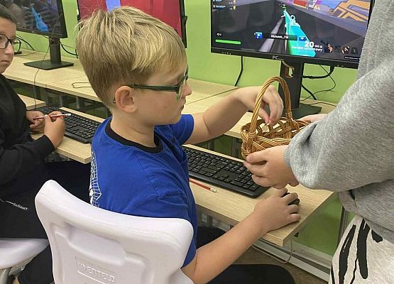 Grafika 13: Życzenia z okazji Dnia Chłopaka