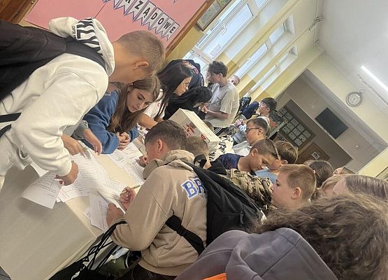 Grafika 3: Wybory do Samorządu Uczniowskiego