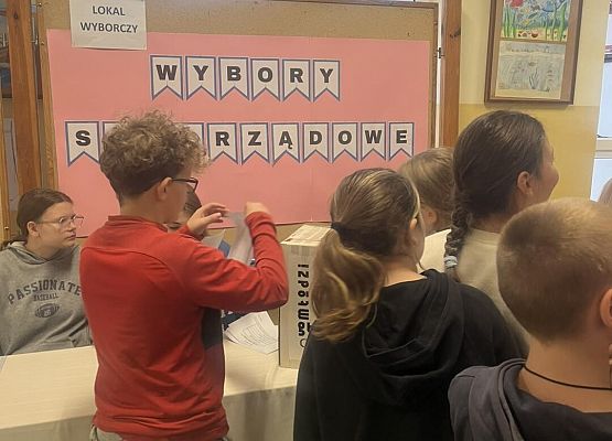 Grafika 12: Wybory do Samorządu Uczniowskiego