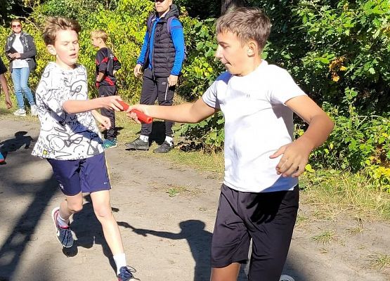 Grafika 13: Cztery razy podium w sztafetowych biegach przełajowych! 