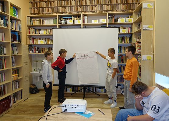 Grafika 10: Akcja NOC BIBLIOTEK w naszej szkolnej bibliotece