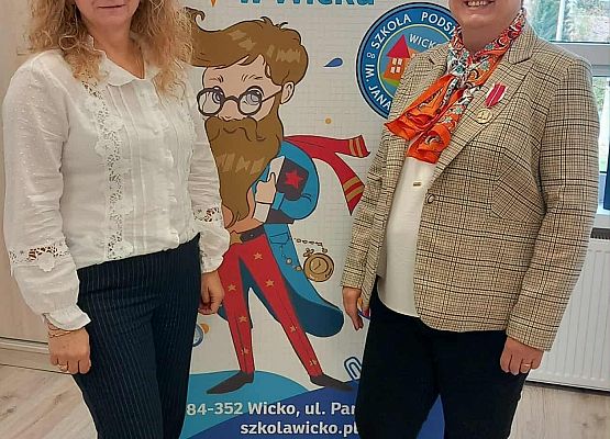 Grafika 8: Nauczycielka naszej szkoły, Pani Renata Maculewicz nagrodzona Medalem Komisji Edukacji Narodowej