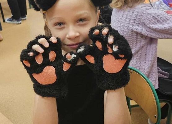 Grafika 17: Dyskoteka z okazji Dnia Dyni i Halloween dla klas I-III