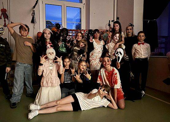 Grafika 1: Dyskoteka Halloweenowa dla klas IV–VIII