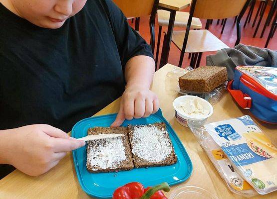 Grafika 5: Światowy Dzień Kanapki w klasie VA