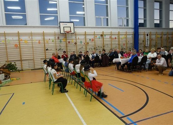 Grafika 48: Dzień Seniora w naszej szkole! 