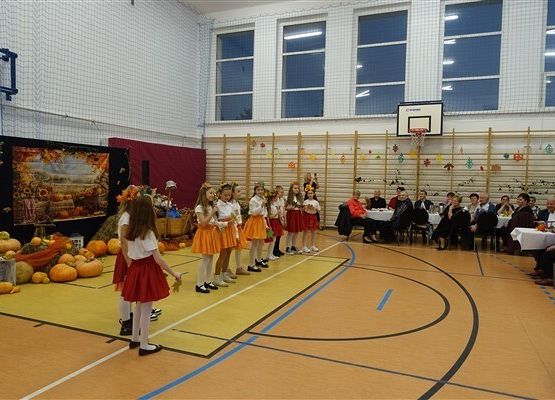 Grafika 49: Dzień Seniora w naszej szkole! 