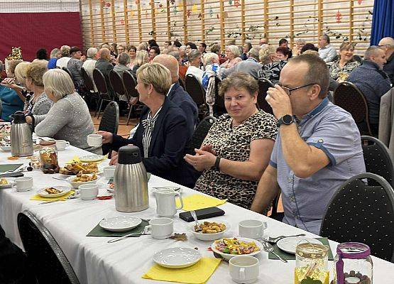 Grafika 46: Fotorelacja z obchodów Dnia Seniora w naszej szkole