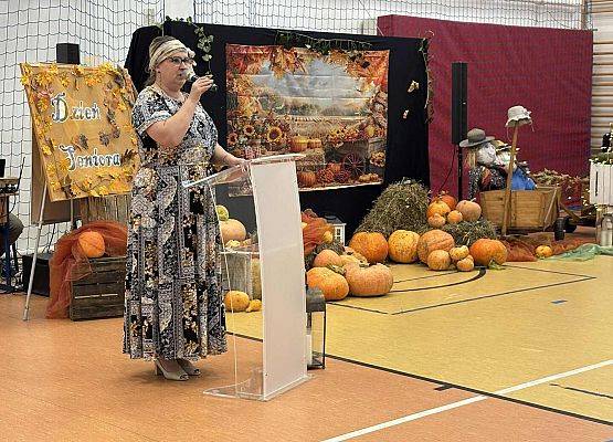 Grafika 54: Fotorelacja z obchodów Dnia Seniora w naszej szkole