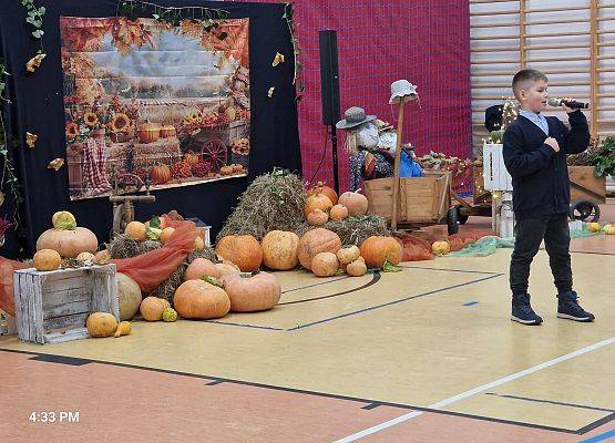 Grafika 39: Fotorelacja z obchodów Dnia Seniora w naszej szkole