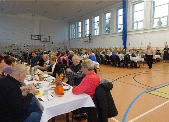 Grafika 8: Fotorelacja z obchodów Dnia Seniora w naszej szkole