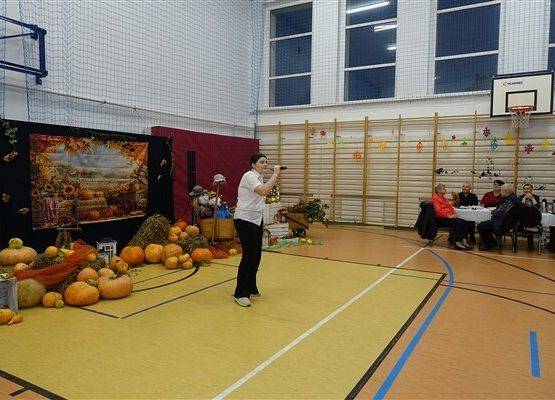 Grafika 27: Fotorelacja z obchodów Dnia Seniora w naszej szkole